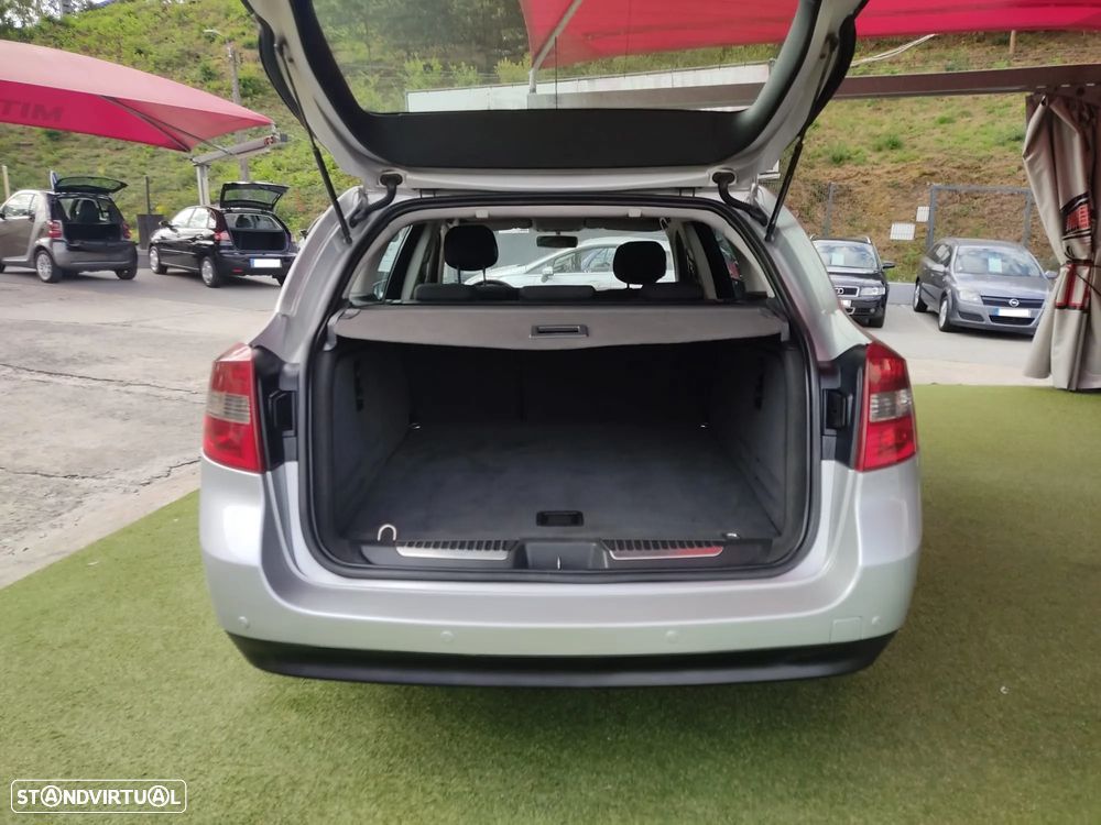 Renault Laguna Break 1.5 dCi Confort - 5