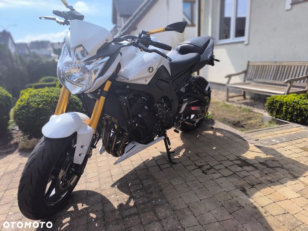 Yamaha FZ8 - 2