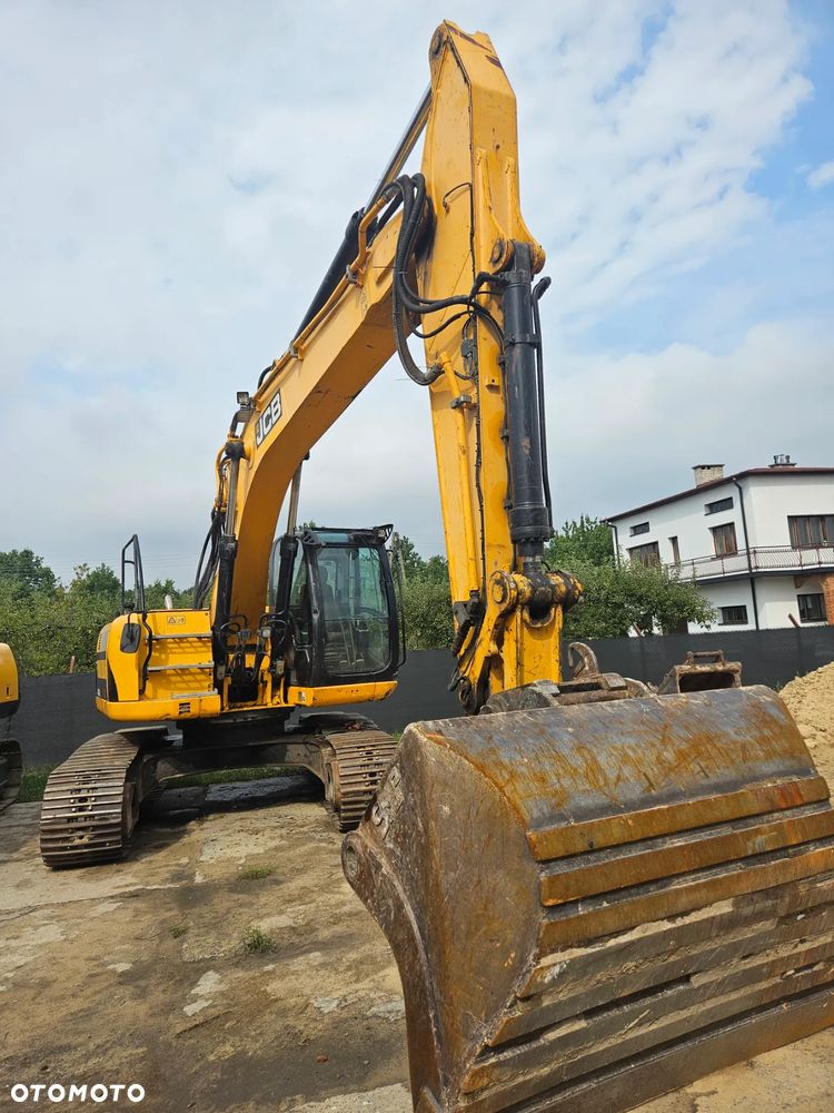 JCB JZ235lc - 2