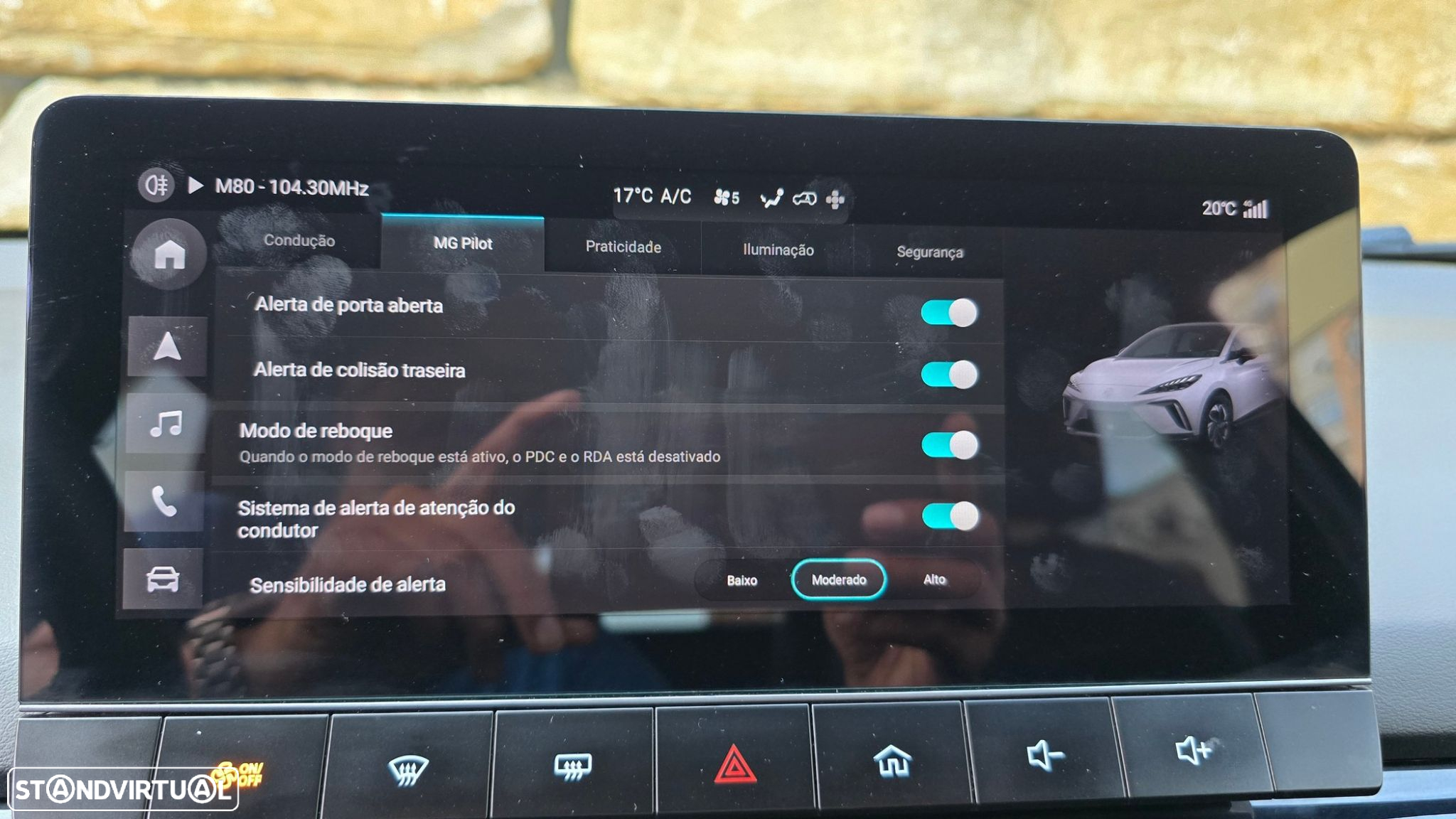 MG MG4 64 kWh Luxury - 26