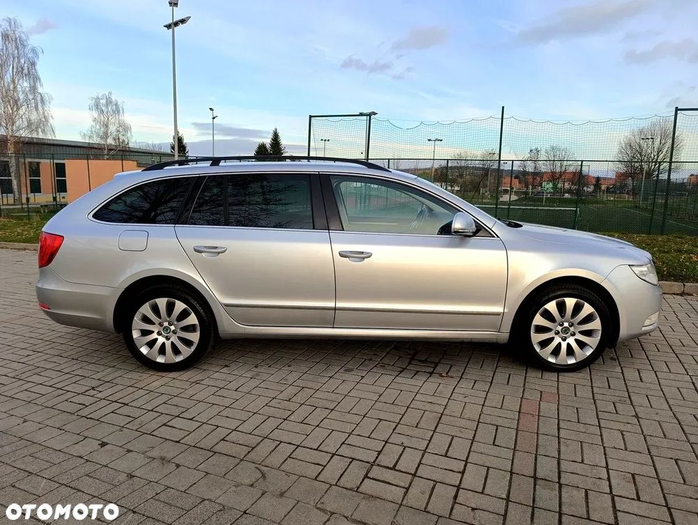 Skoda Superb 2.0 TDI DSG Exclusive - 15