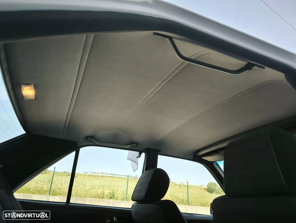 Mercedes-Benz W201 (1982-1993) 190 E 1.8 - 43