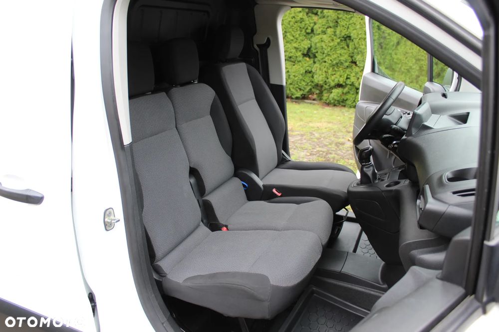 Citroën Berlingo 1.6 hdi 3-Osobowy - 17