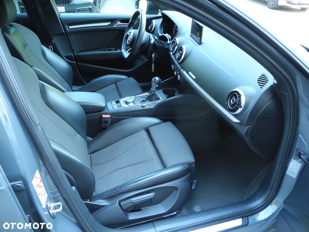 Audi A3 Sportback - 19