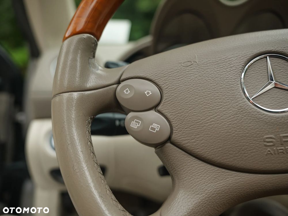 Mercedes-Benz SL 500 7G-TRONIC - 37