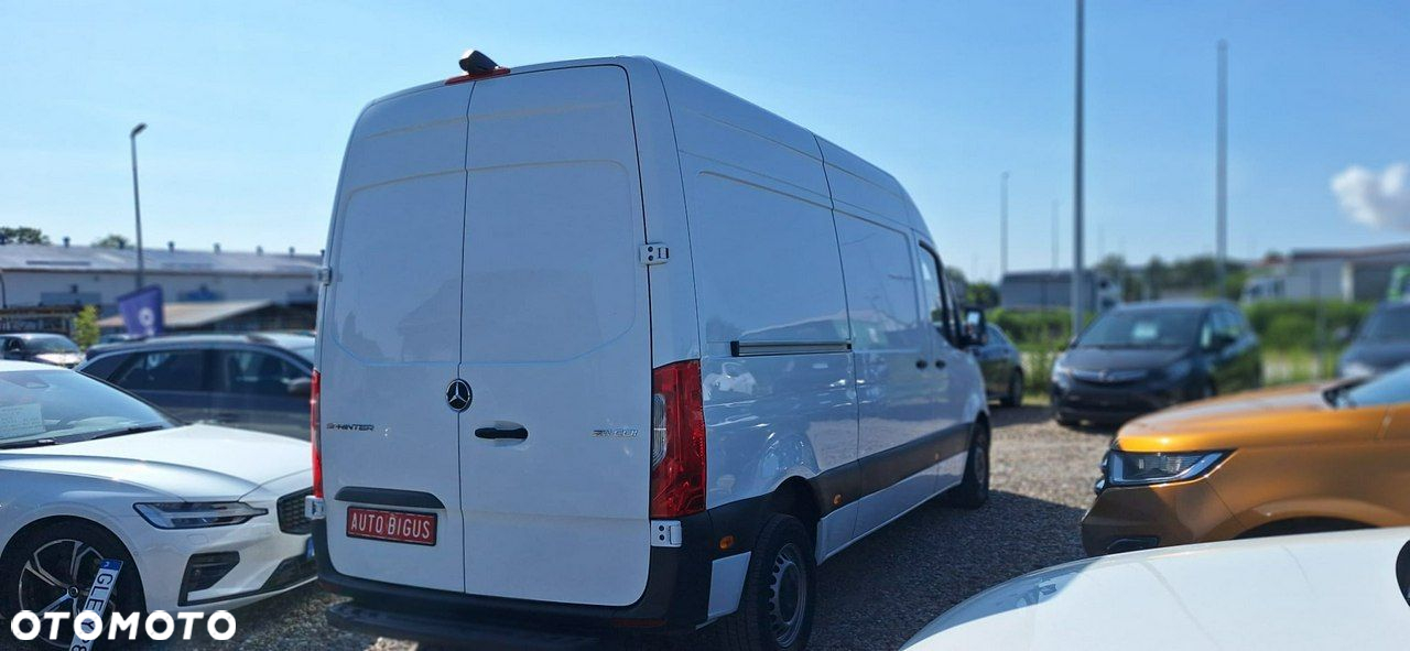 Mercedes-Benz Sprinter - 7