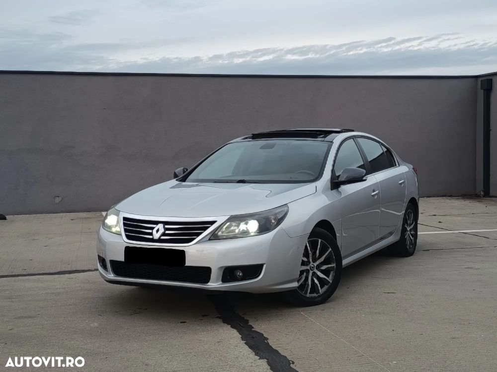 Renault Latitude - 4