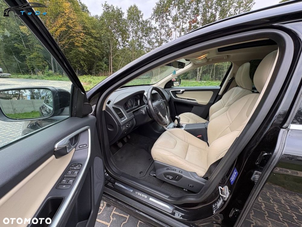 Volvo XC 60 D3 Momentum - 27