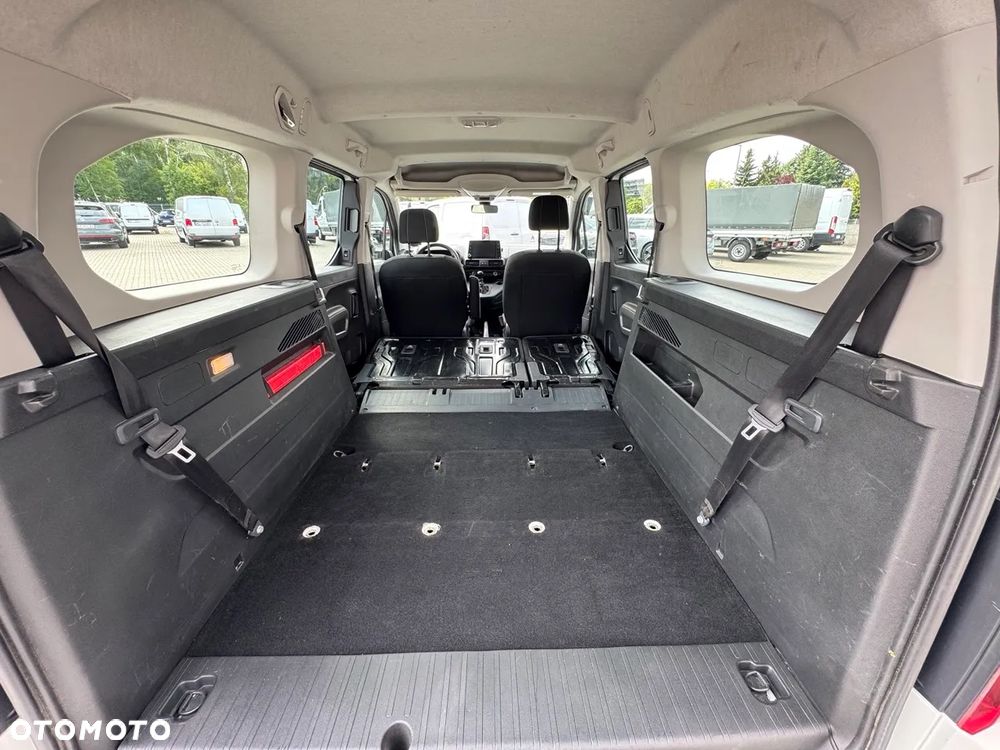 Toyota Proace City Verso Long 1.2 D-4T Business - 13