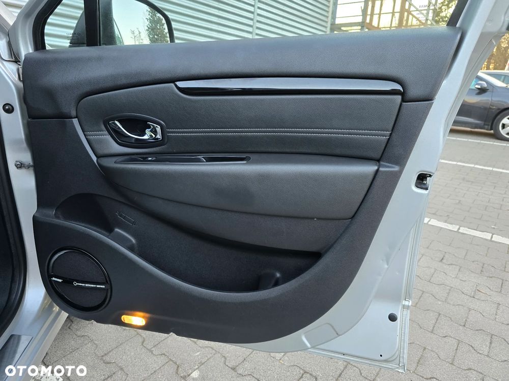 Renault Scenic 1.2 TCe Energy Limited EU6 - 22