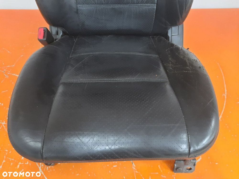 NISSAN PATHFINDER R50 II 99-04 FOTEL KIEROWCY LEWY SKÓRA ELEKTRYCZNY - 3