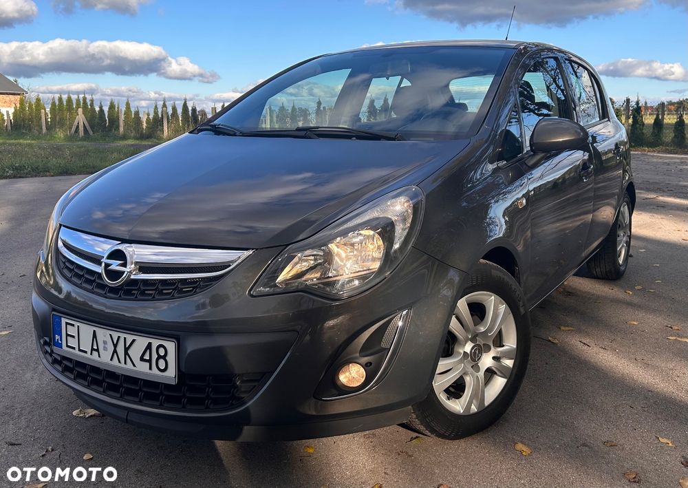 Opel Corsa 1.4 16V Cosmo - 1