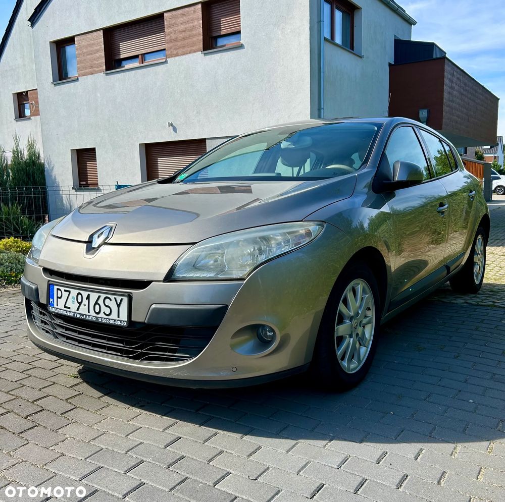 Renault Megane 1.5 dCi Grandtour Authentique - 1