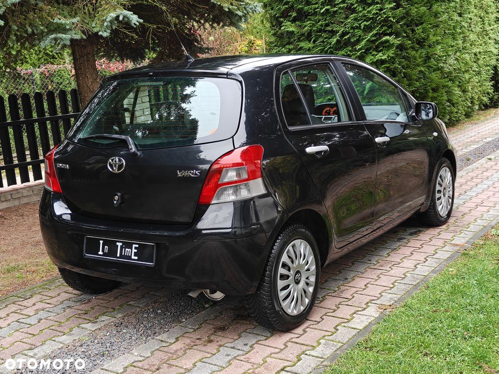 Toyota Yaris - 5