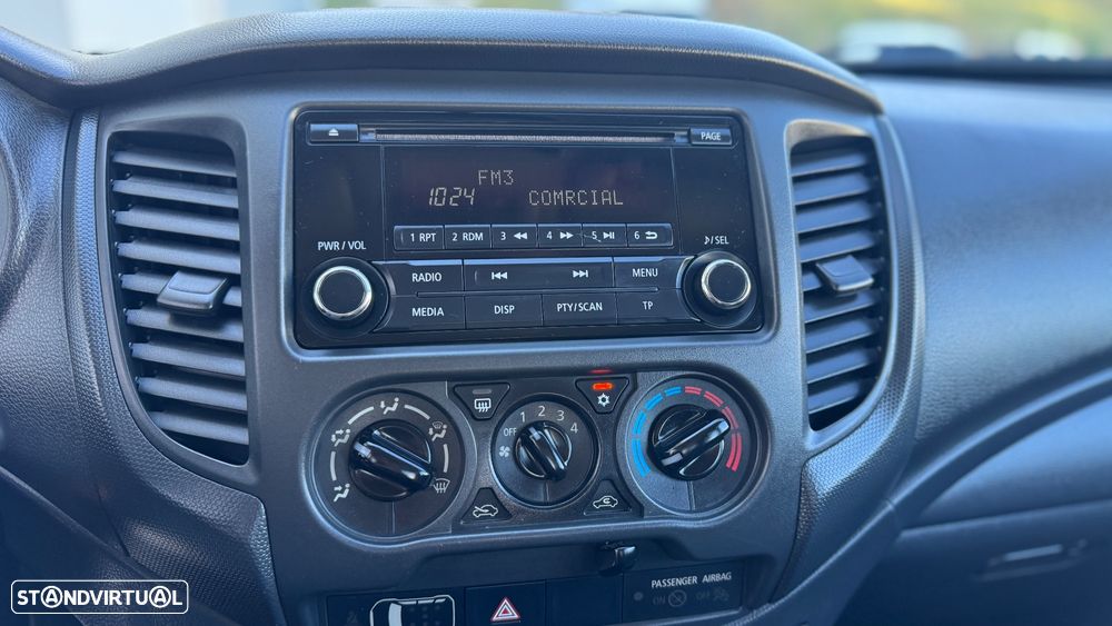 Mitsubishi L-200 Cabine dupla 4X2 - 22