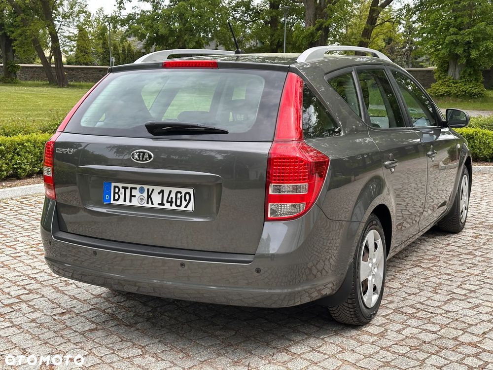 Kia Ceed 1.4 M Euro2012 - 11