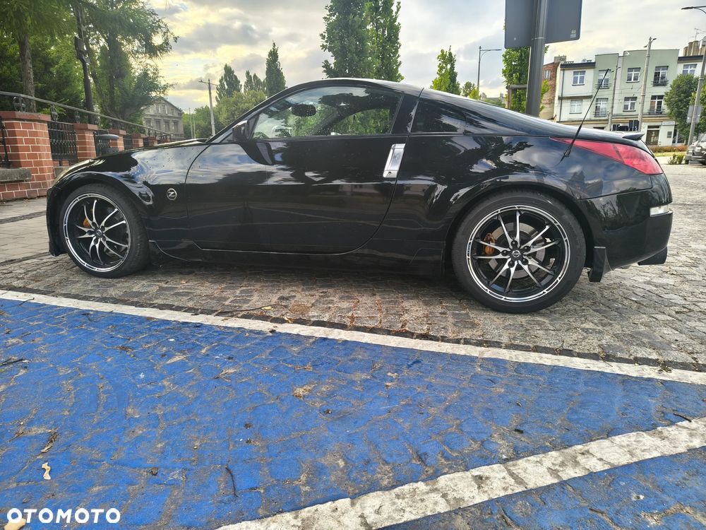 Nissan 350 Z - 3
