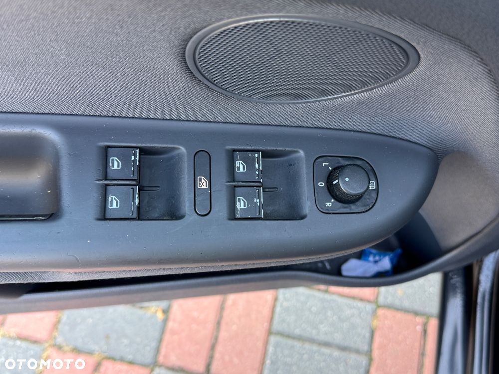 Volkswagen Golf Plus 1.4 Trendline - 17