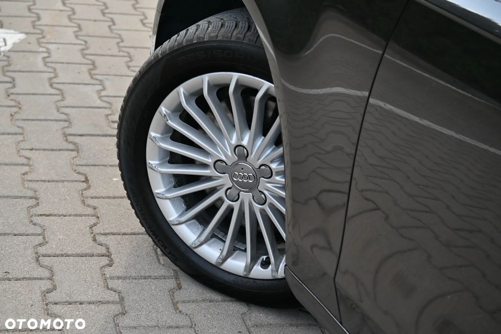 Audi A4 Avant 2.0 TFSI quattro S tronic S line Sportpaket - 22
