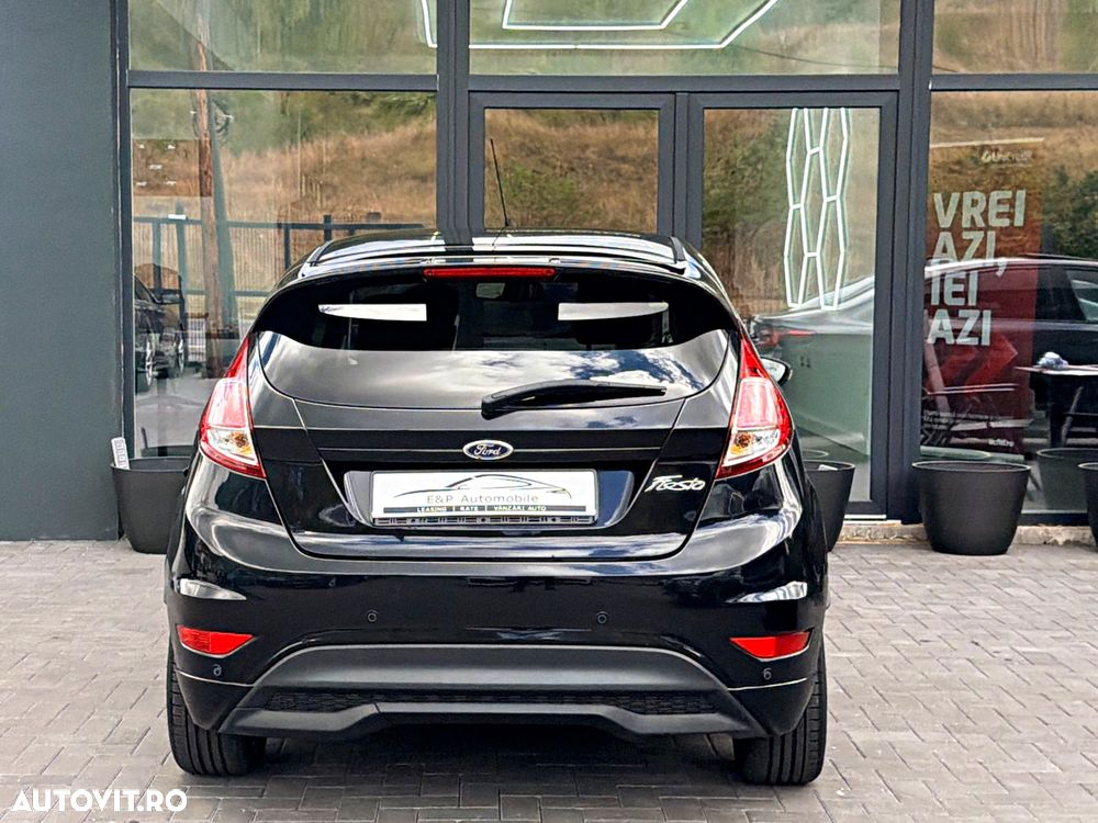 Ford Fiesta 1.6 TDCI DPF Titanium - 13