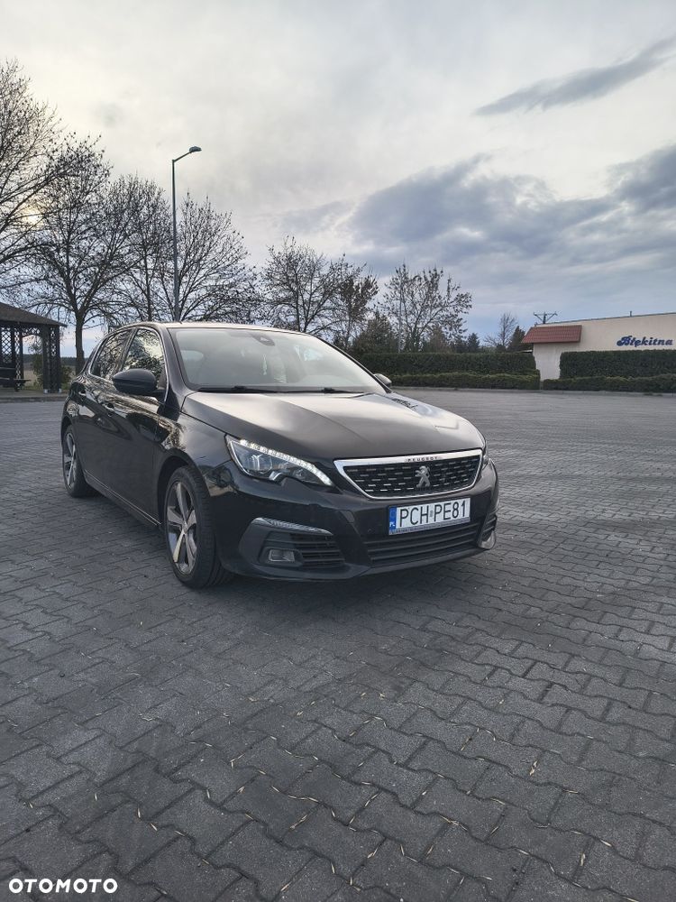 Peugeot 308 - 1