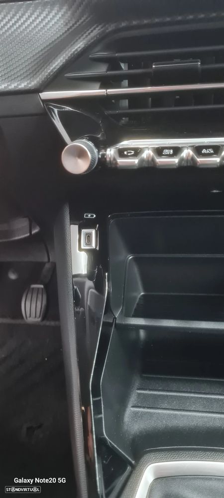 Peugeot 208 1.2 PureTech Like - 29