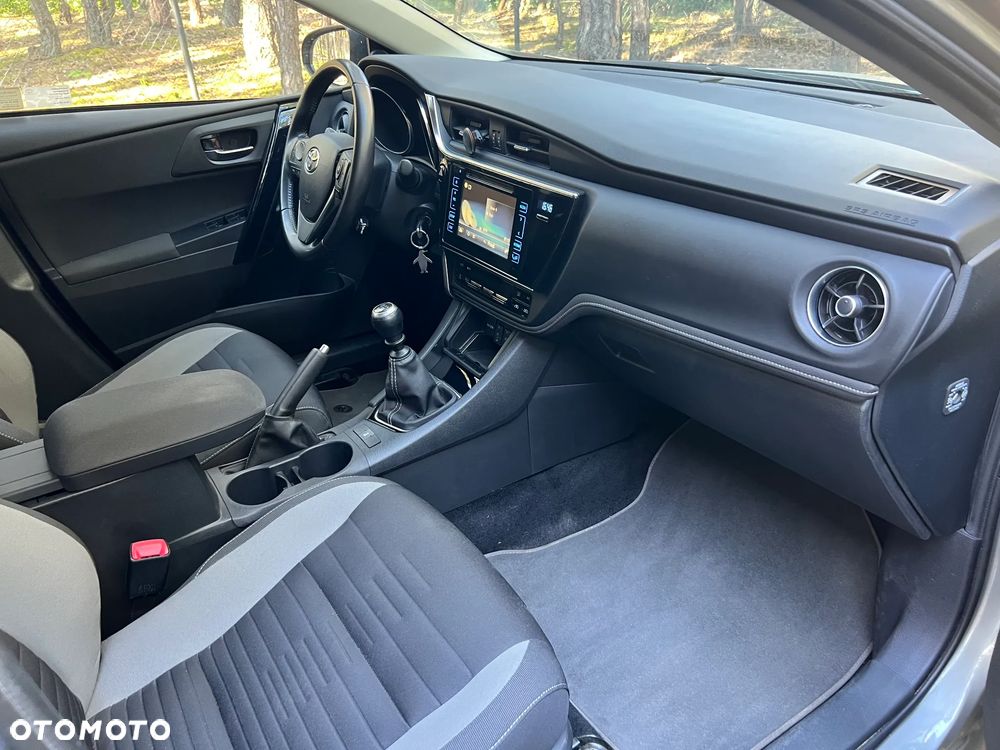 Toyota Auris 1.6 Comfort - 11
