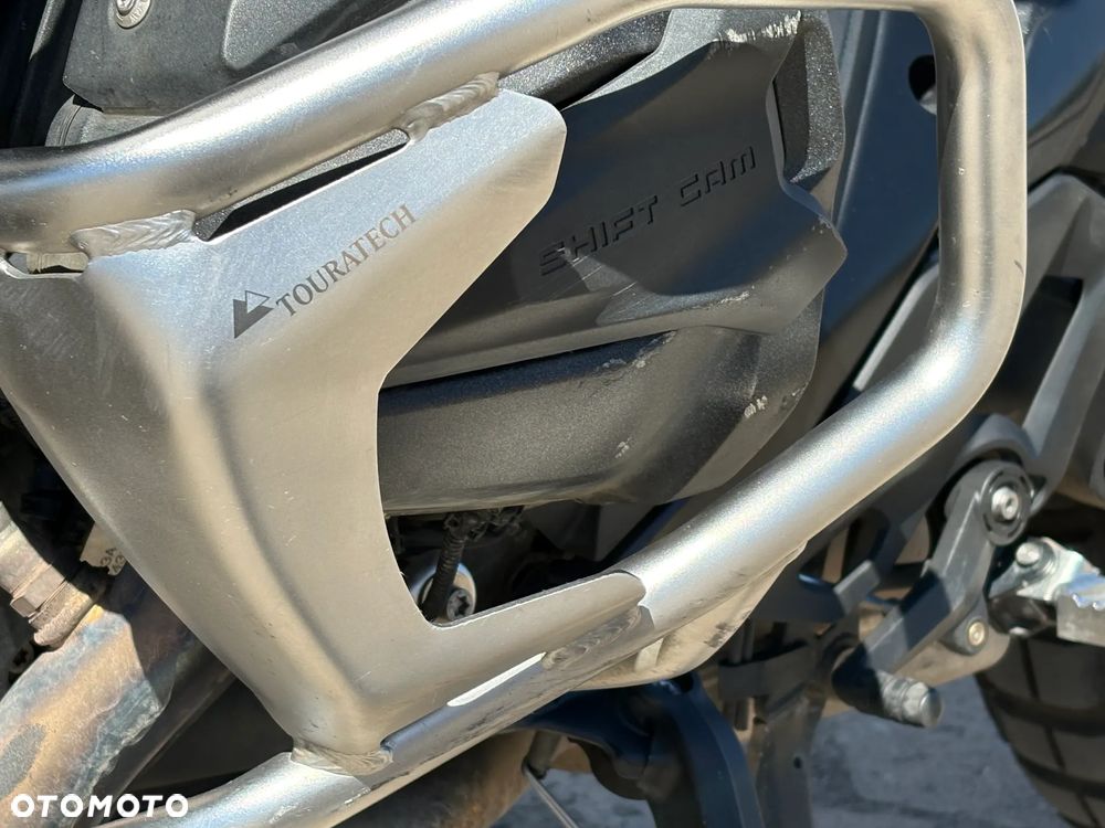 BMW R - 6