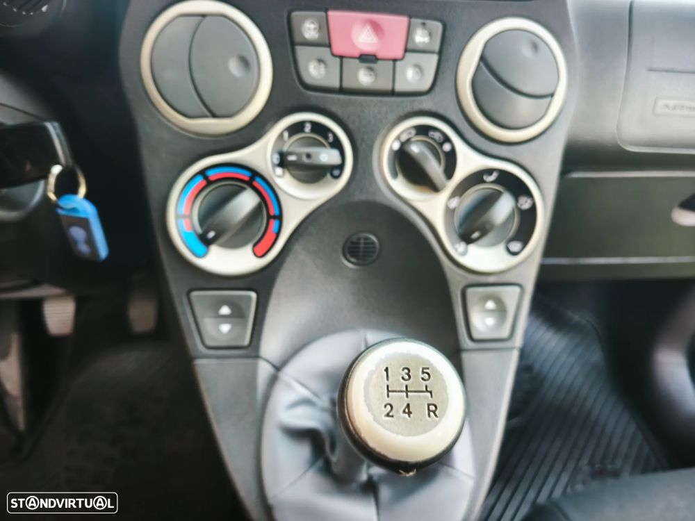 Fiat Panda 1.3 16V M-jet 4x4 Cross 280 - 9