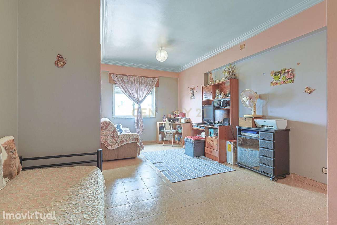 Apartamento T1 com Vista Panorâmica no Seixal - Grande imagem: 2/25