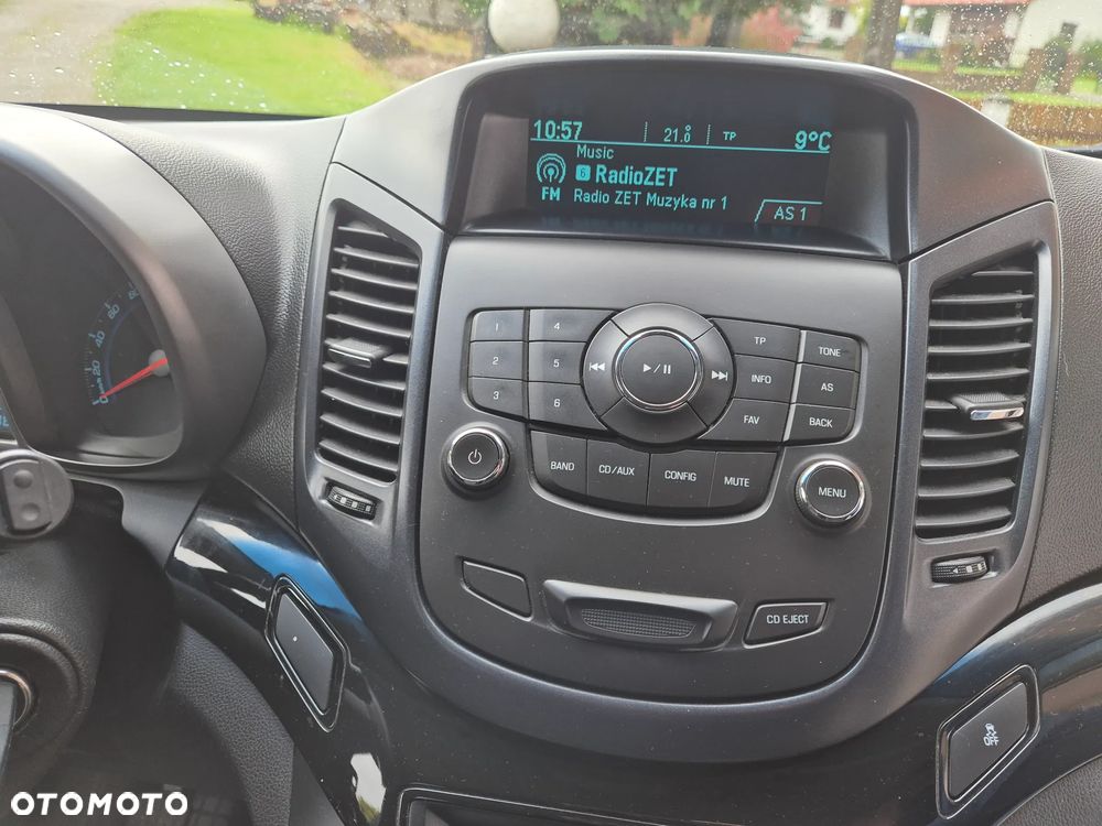 Chevrolet Orlando 1.8 LS+ - 26