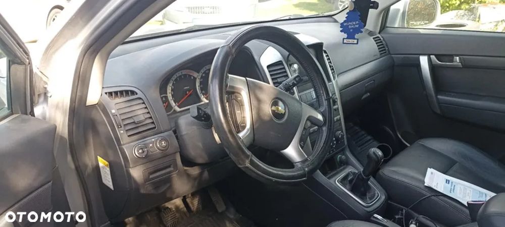 Chevrolet Captiva 2.4 LS 5os - 7
