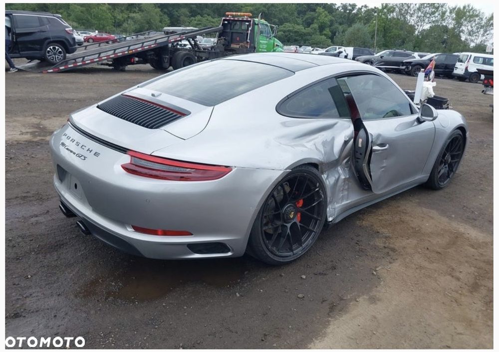 Porsche 911 Carrera GTS PDK - 39