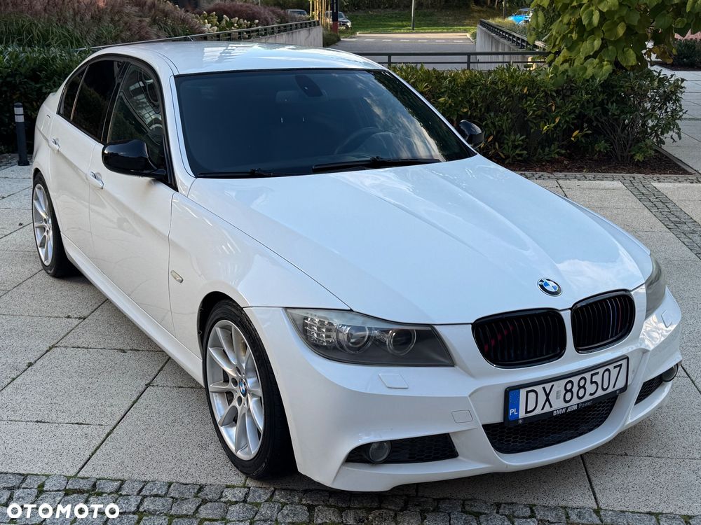 BMW Seria 3 320i - 4