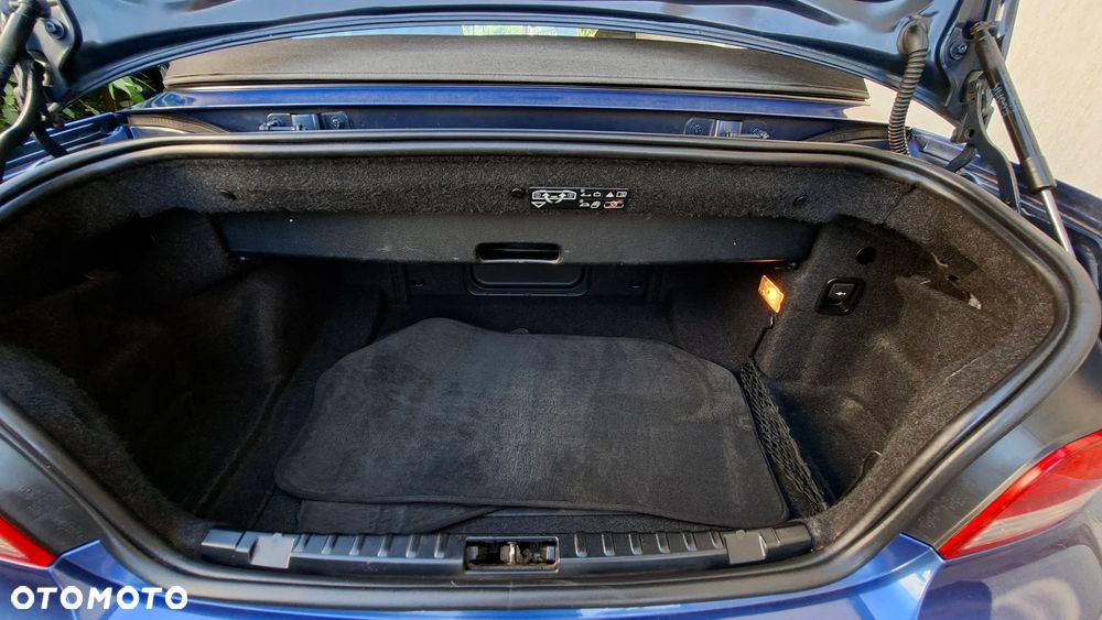 BMW Seria 1 120i Edition Sport - 17