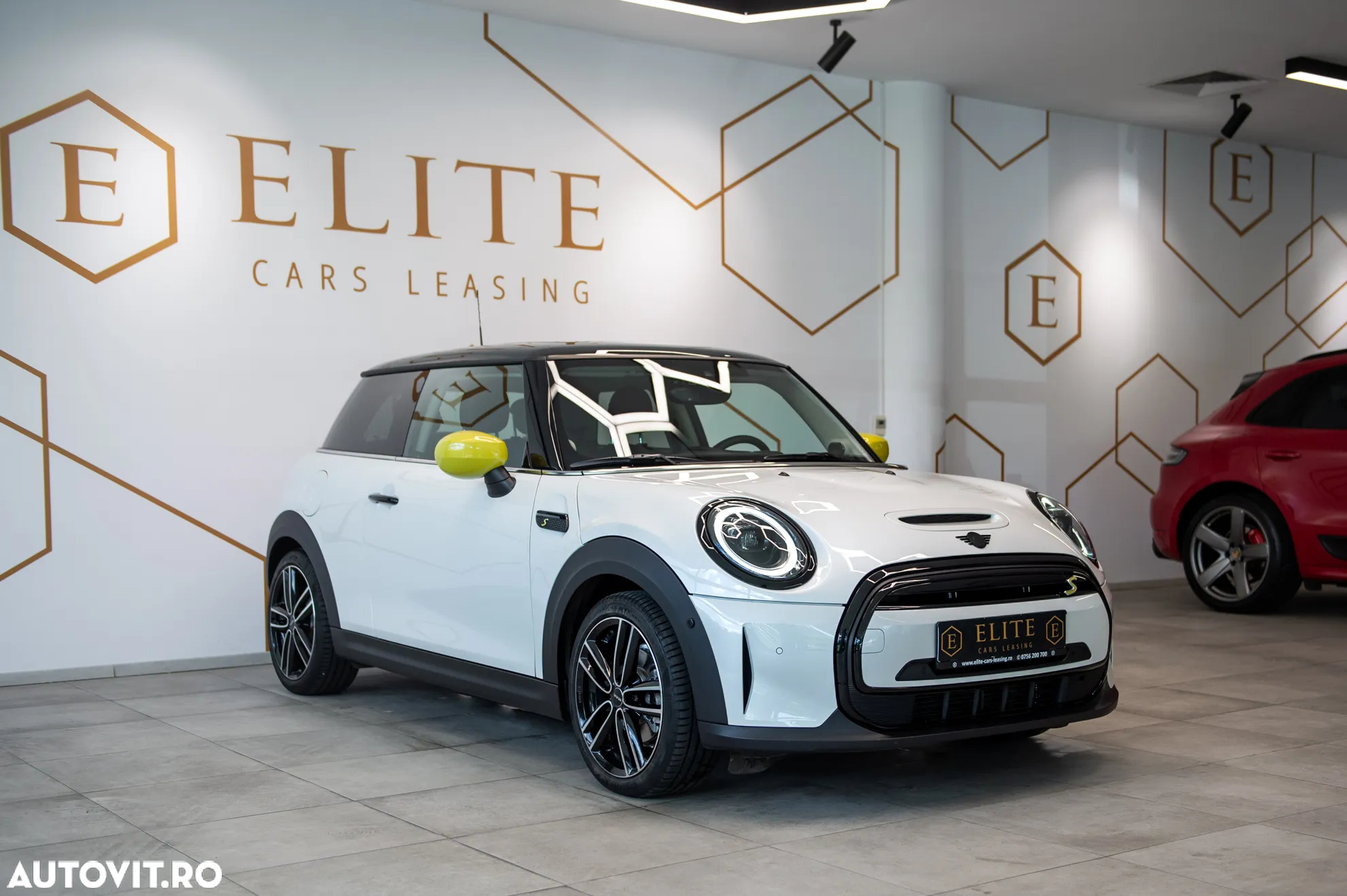 Mini Cooper SE Standard - 3