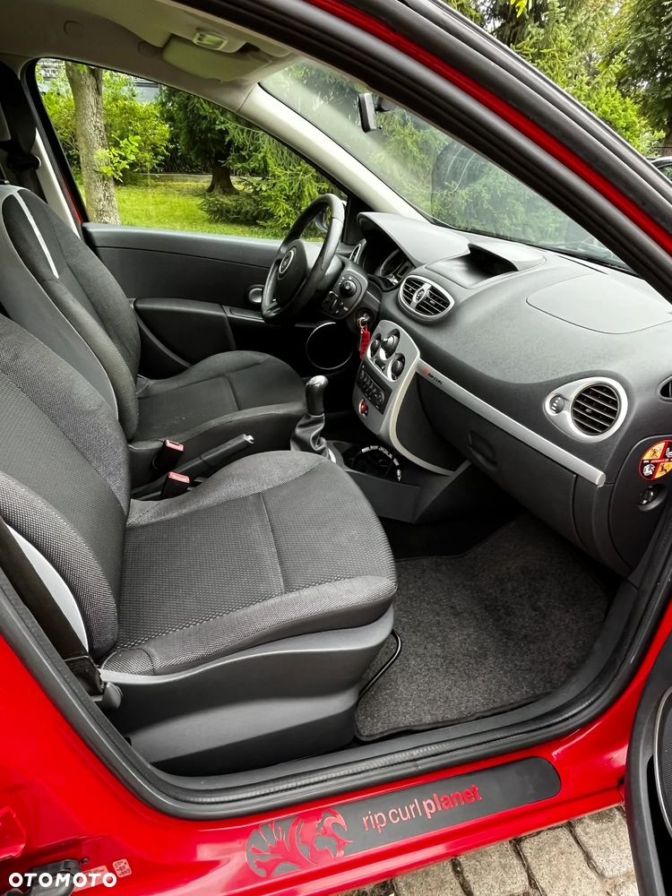 Renault Clio 1.2 16V Ripcurl - 10