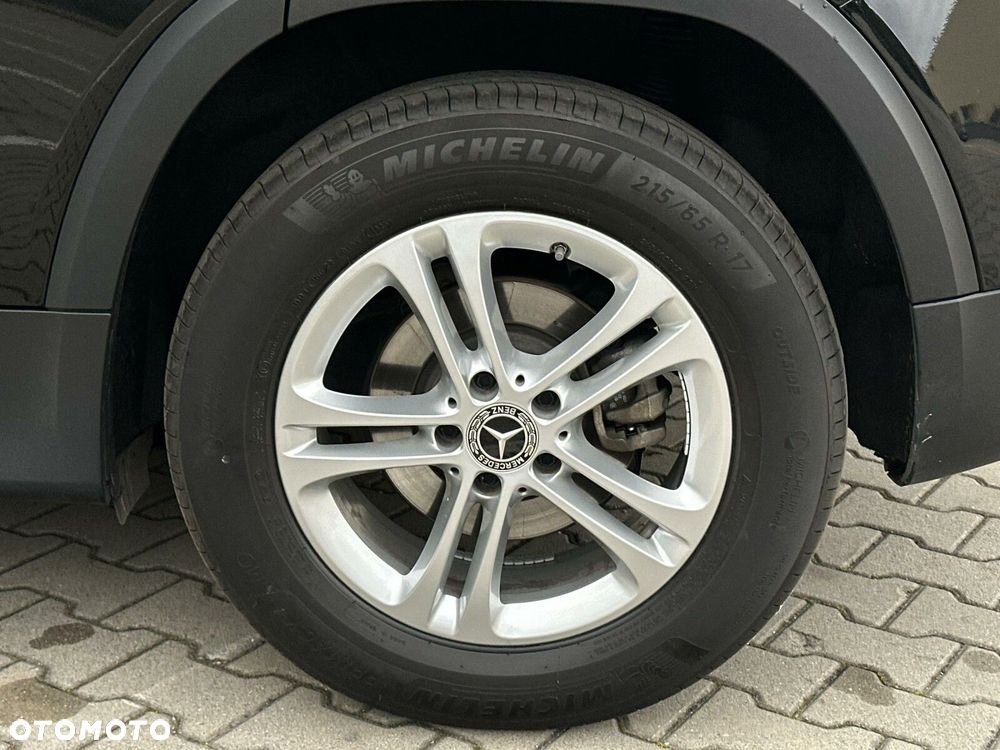 Mercedes-Benz GLB 200 Progressive 7G-DCT - 6