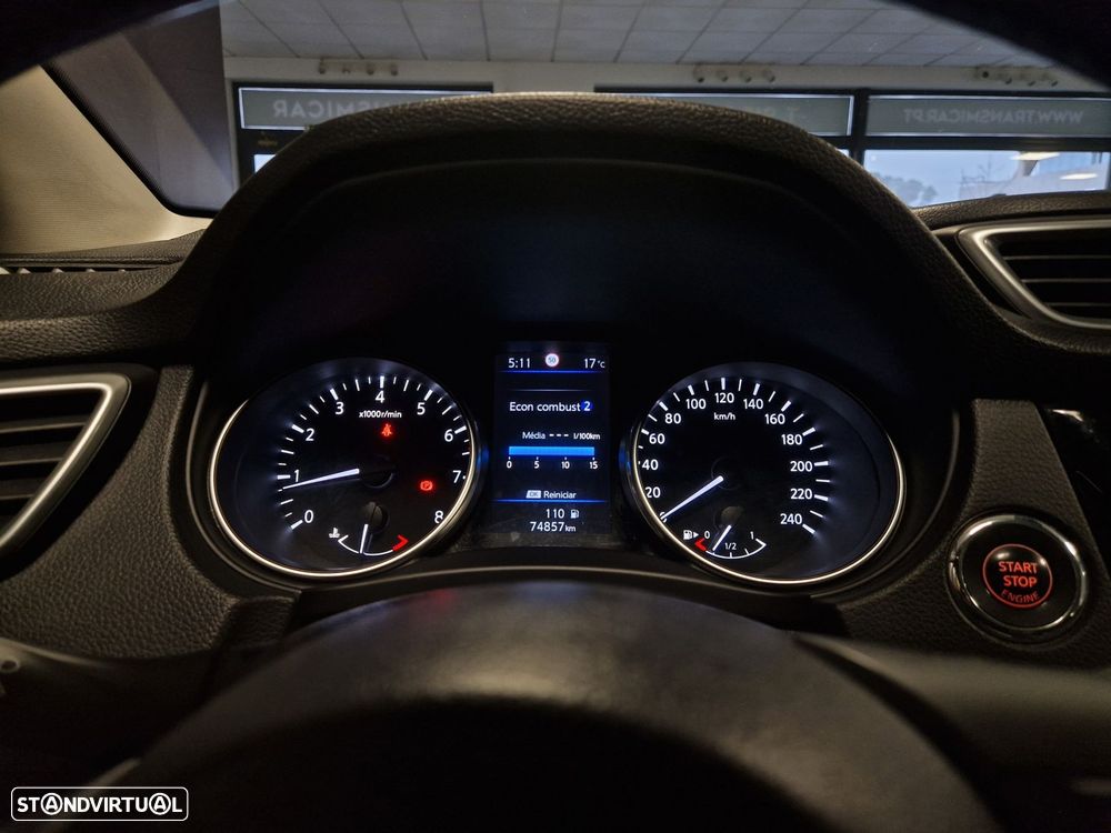 Nissan Qashqai 1.3 DIG-T N-Connecta J18 - 23