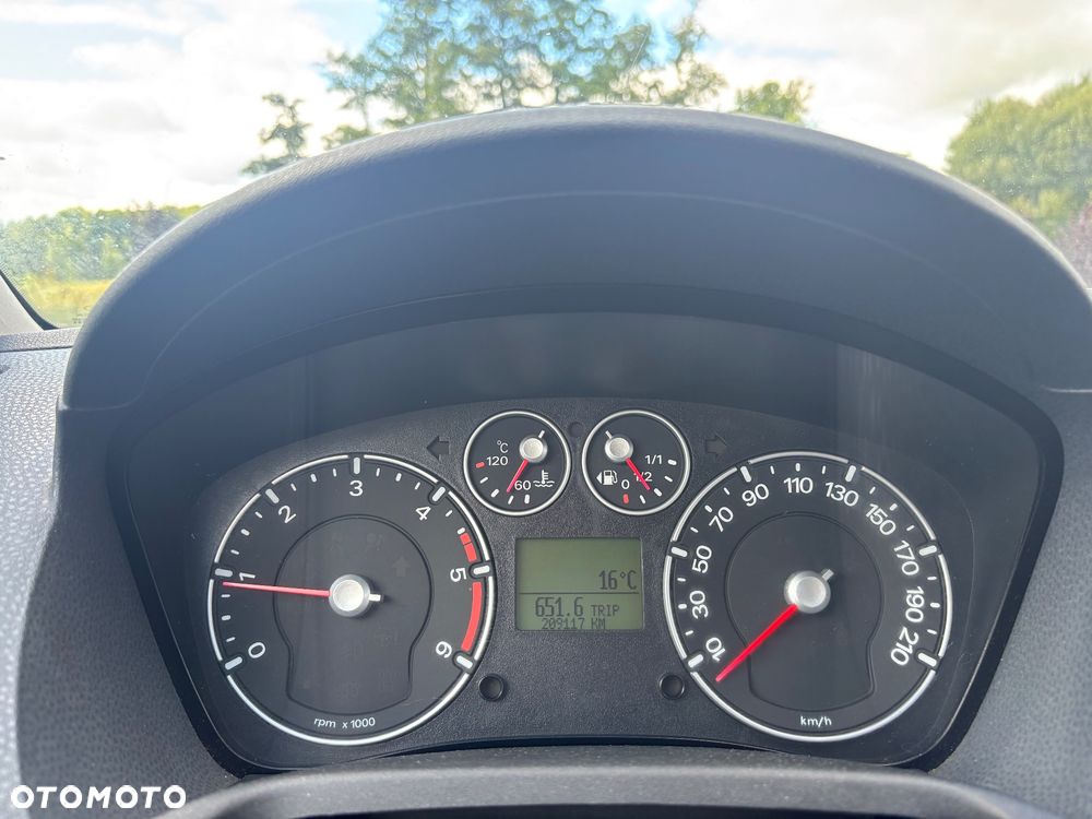 Ford Fiesta 1.4 TDCI - 11