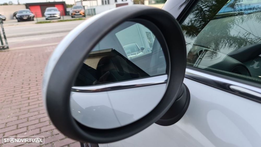 MINI 3 Portas Cooper D - 27