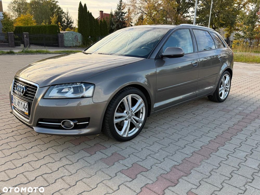 Audi A3 Sportback 2011 photo 2