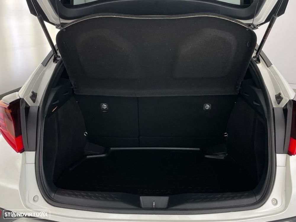 Toyota C-HR 1.8 Hybrid Exclusive - 13