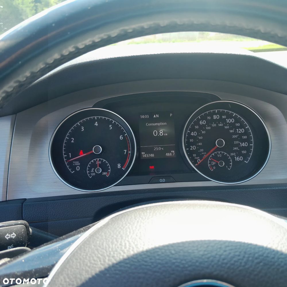 Volkswagen Golf - 14