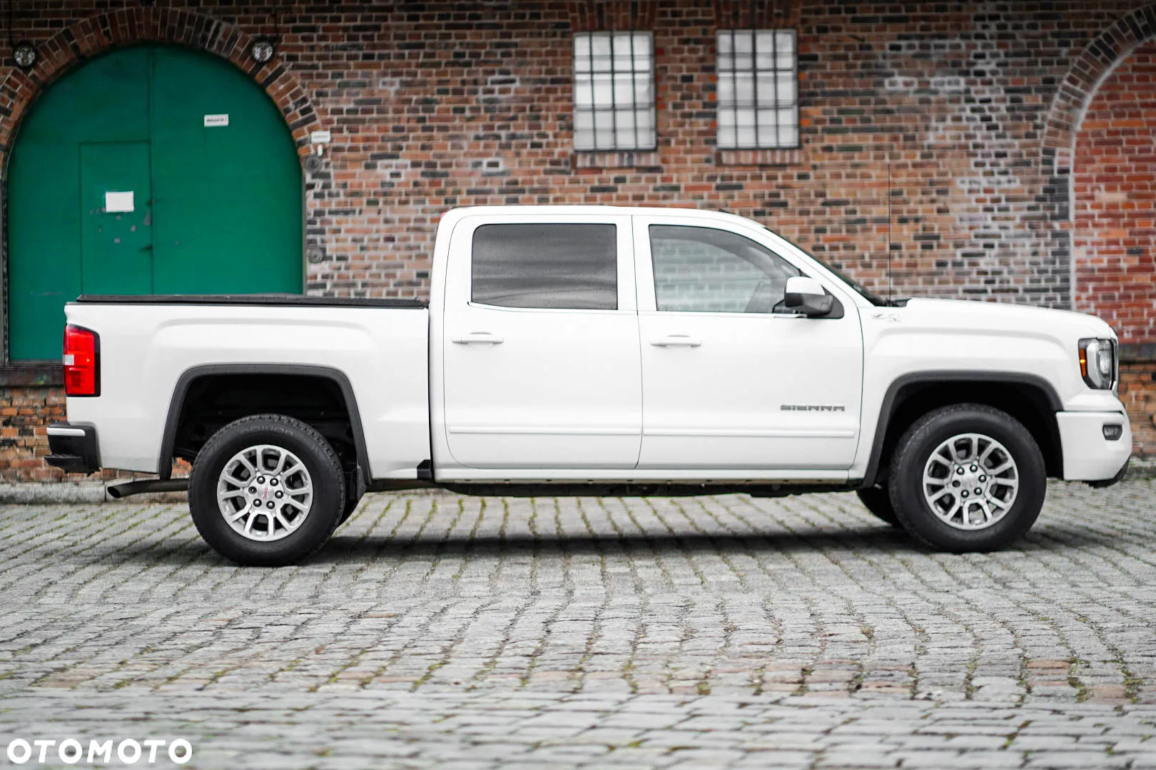GMC Sierra - 7