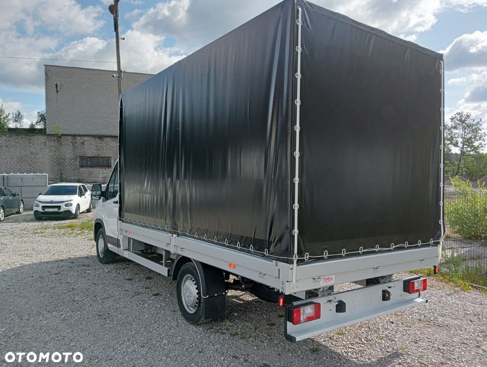 Maxus E-Deliver 9 - 17