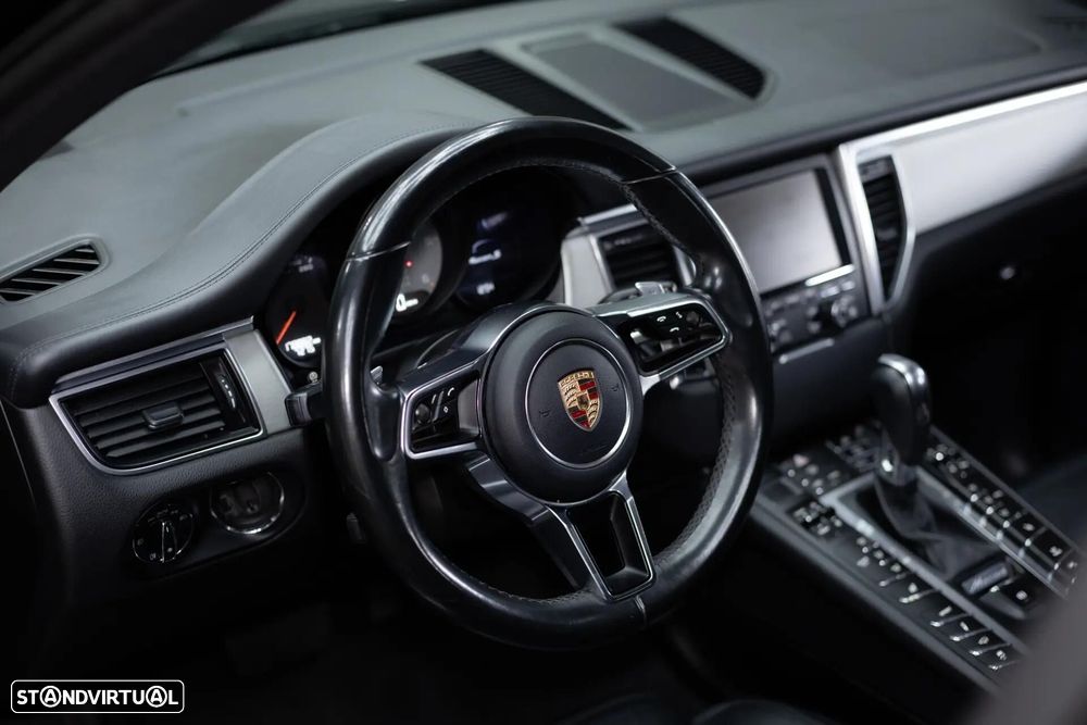 Porsche Macan S All Weather - 29