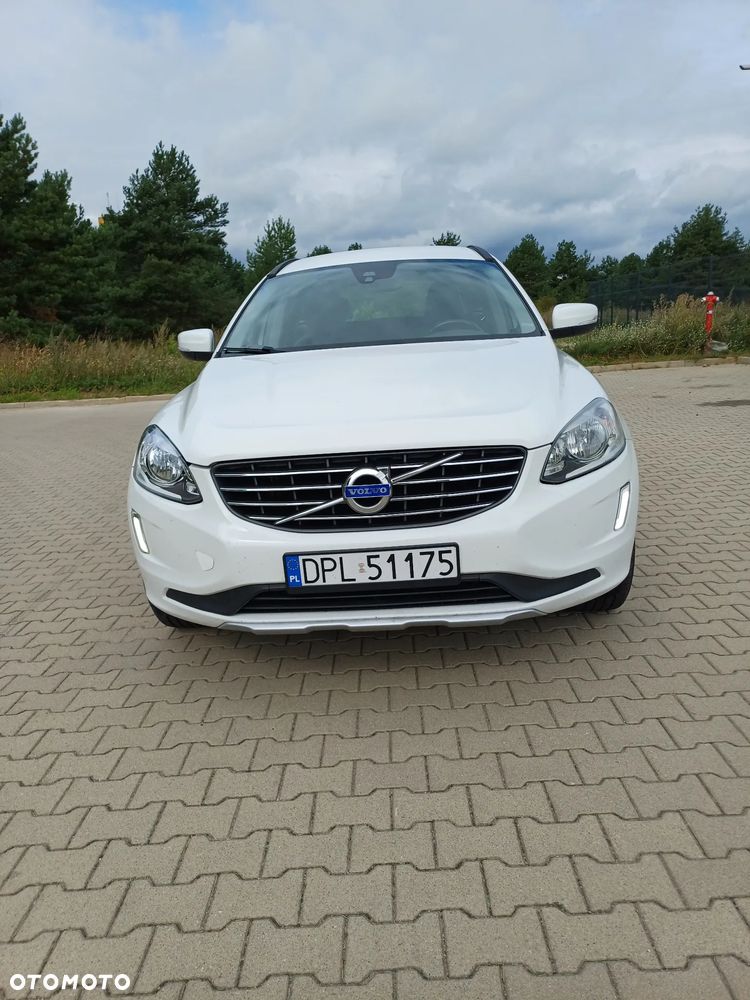 Volvo XC 60 D4 Drive-E Momentum - 1