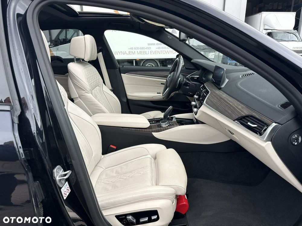 BMW Seria 5 520d xDrive M Sport sport - 21