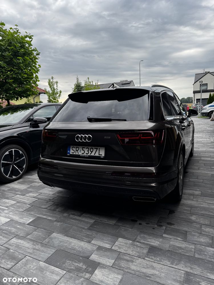 Audi Q7 - 2